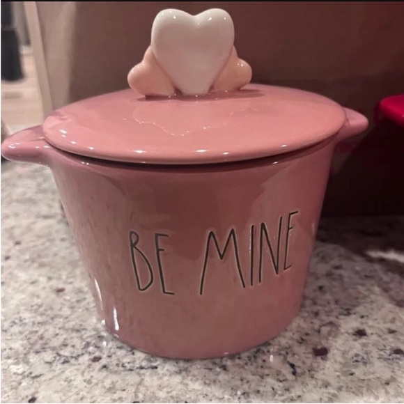 Valentine’s Day Rae Dunn - Picture 1 of 2